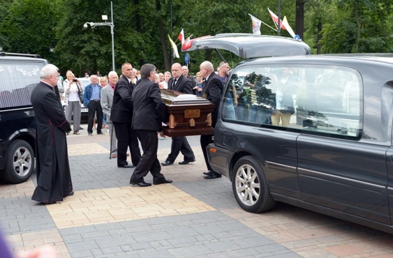 Diecezja radomska żegna śp. abp. Zygmunta Zimowskiego