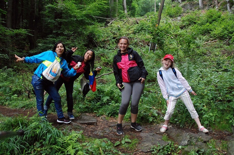 Kolumbijscy pielgrzymi na Ślęży