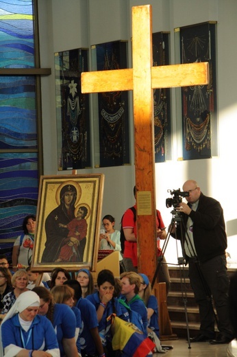 Msza św. dla wolontariuszy ŚDM i koncert "Bądź światłem"