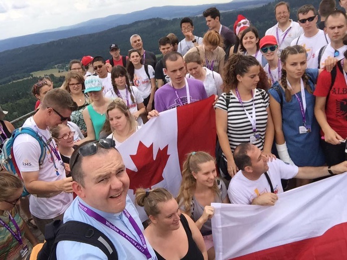 Kanada, Rumunia i Albania wędrują po Górach Stołowych