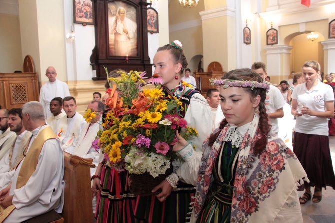 Msza św. w sanktuarium bł. o. Honorata