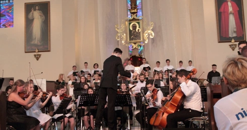 Kto jak nie Bóg ma tyle miłości?