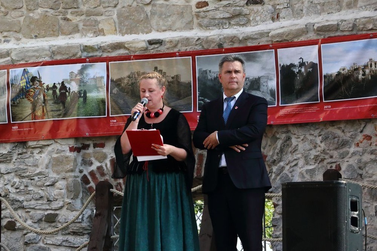 Zamek Tenczyn przestał się rozsypywać