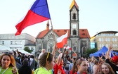 Uwielbienie na tarnogórskim rynku - dzień 1.