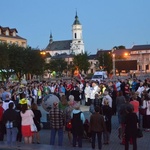 Procesja Miłosierdzia w Ostrowcu Świętokrzuskim