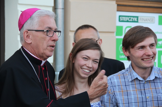 Abp Wiktor Skworc na YAI Festival w Żorach