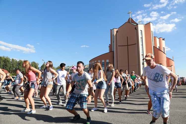 "Festiwal narodów" u Karoliny