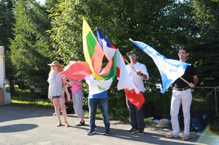 "Festiwal narodów" u Karoliny