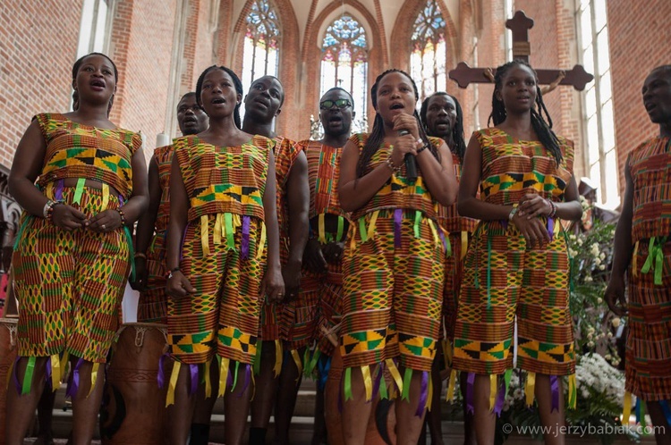 Szatan boi się ludzi wesołych - Ghana, Sierra Leone i Liberia