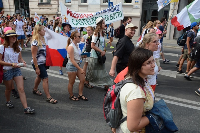 Marsz młodego Kościoła przez Opole