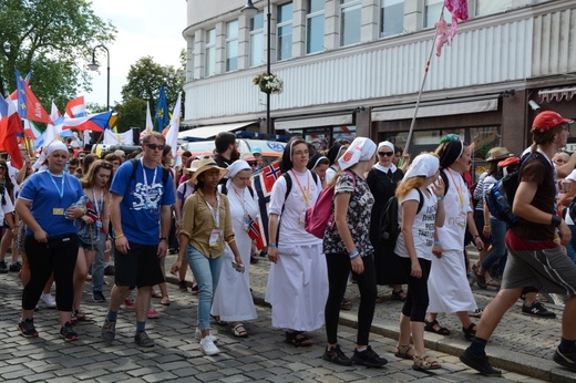 Marsz młodego Kościoła przez Opole