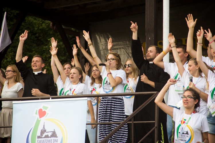 ŚDM w Gietrzwałdzie. Prezentacja grup