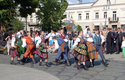 ŚDM-owy polonez i Apel Młodych w Radomiu