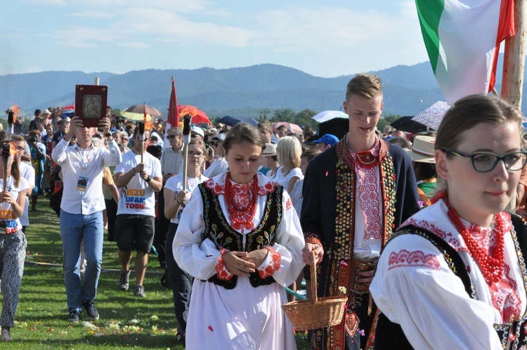 Dzień wspólnoty w Starym Sączu - Msza św.