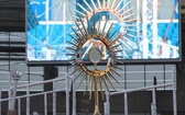 Adoracja Najświętszego Sakramentu na Arenie