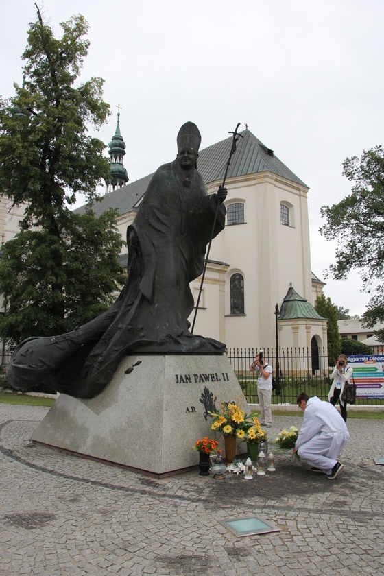 Msza św. na Starym Rynku w Łowiczu