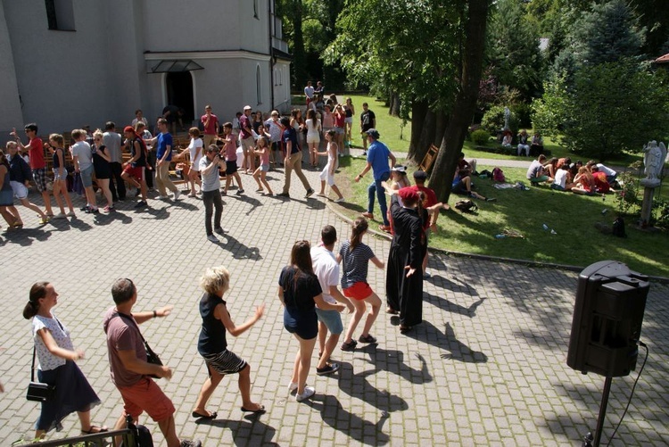 Bielska parafia Trójcy Przenajświętszej pożegnała swoich gości - cz. 2