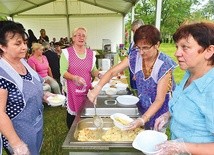 ◄	Pierogi smakowały, z tysiąca nie zostało nic. 