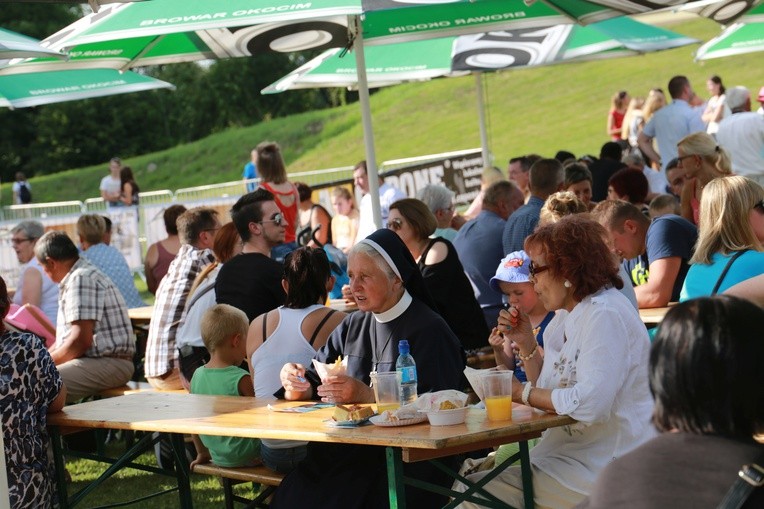 Festyn w Żabnie