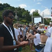 Modlili się na miejscu papieskiej celebry.