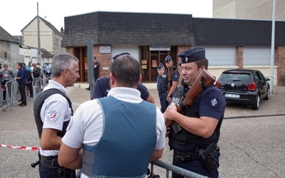 Atak w kościele we Francji - jest zatrzymanie