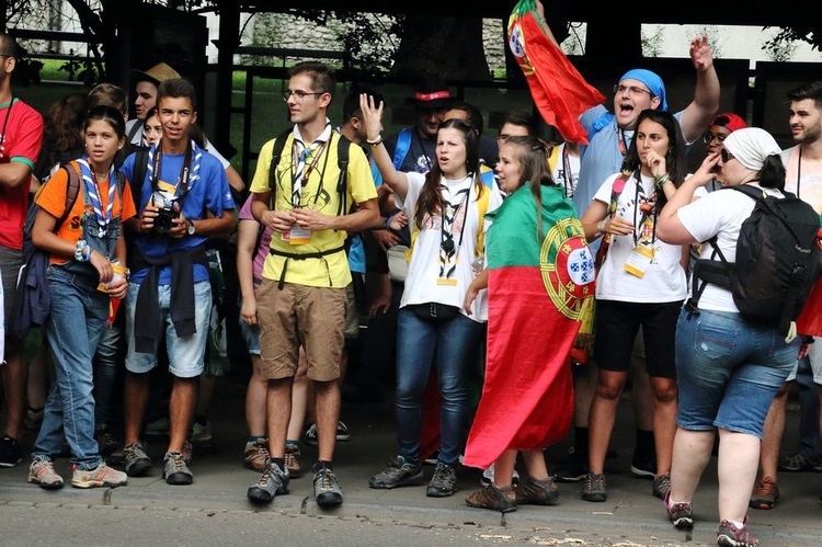 Uśmiechnięci pielgrzymi