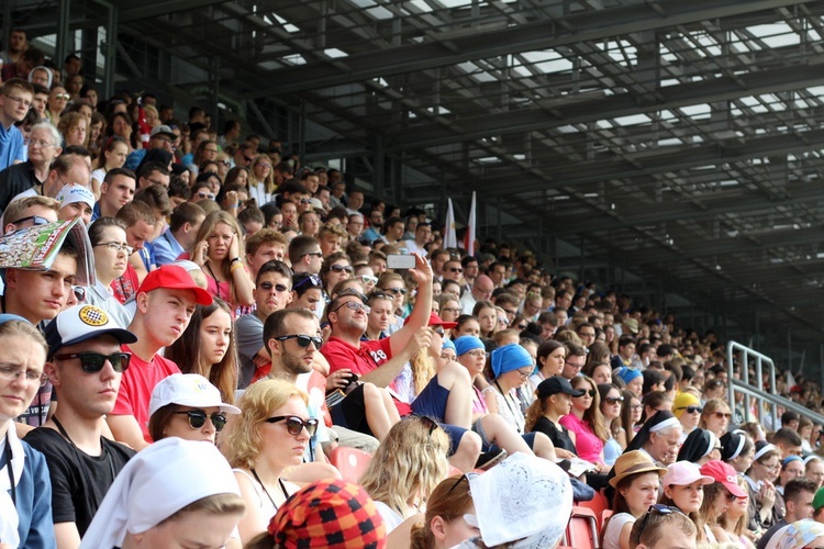 Katecheza na stadionie