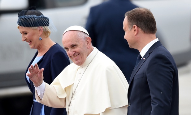 Papież wylądował w Balicach