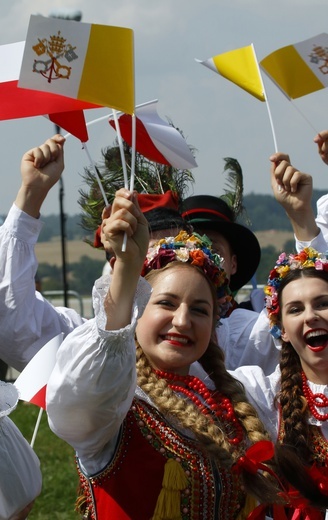 Pierwsze chwile papieża Franciszka w Polsce