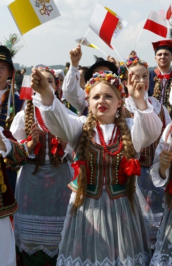 Pierwsze chwile papieża Franciszka w Polsce