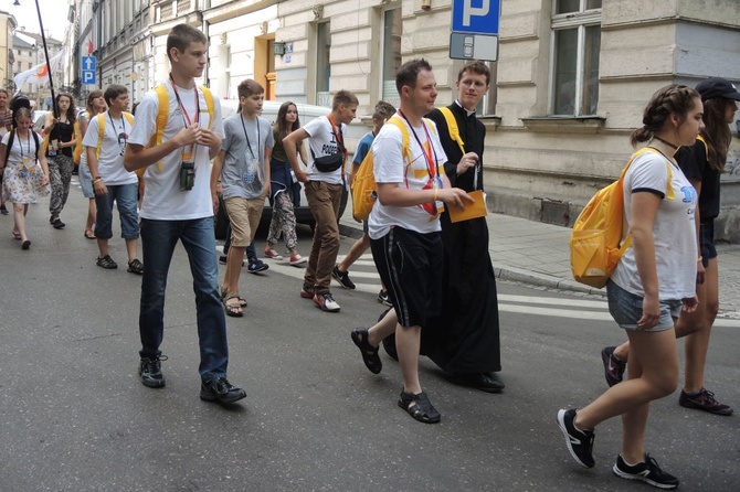 Katecheza z bp. Rysiem na stadionie "Cracovii"