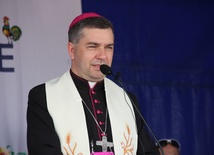 Bp Wojciech Osial spotkał się z mieszkańcami Miasteczka Łowickiego