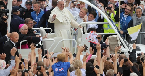 Jasna góra wita Franciszka