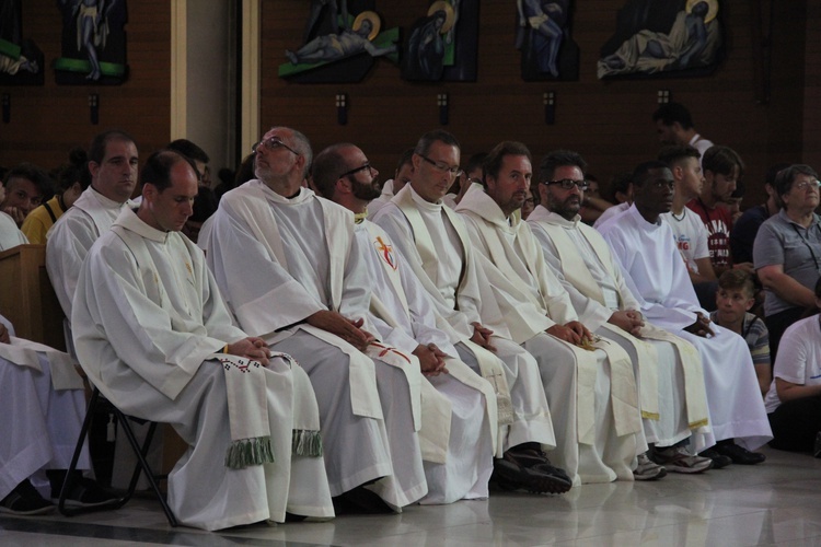 Msza św. pod przewodnictwem patriarchy Wenecji, abp. F. Moraglii.