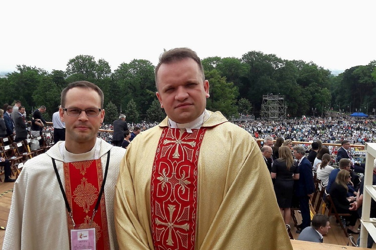 Kapłani warmińscy na Mszy św. z papieżem Franciszkiem.