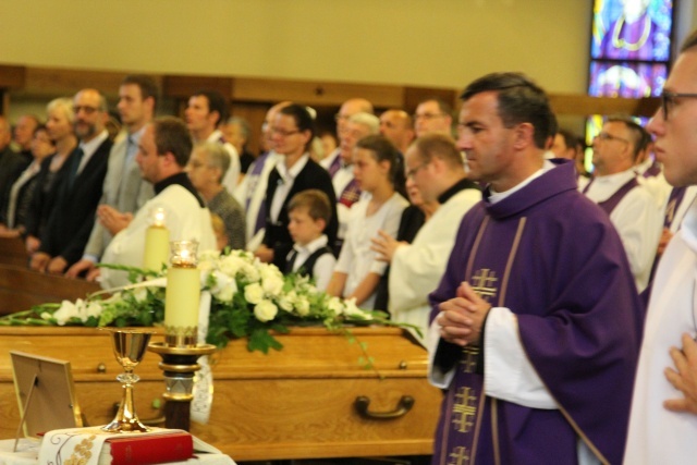 Ostatnie pożegnanie śp. ks. Tomasza Chudego w Bielsku-Białej