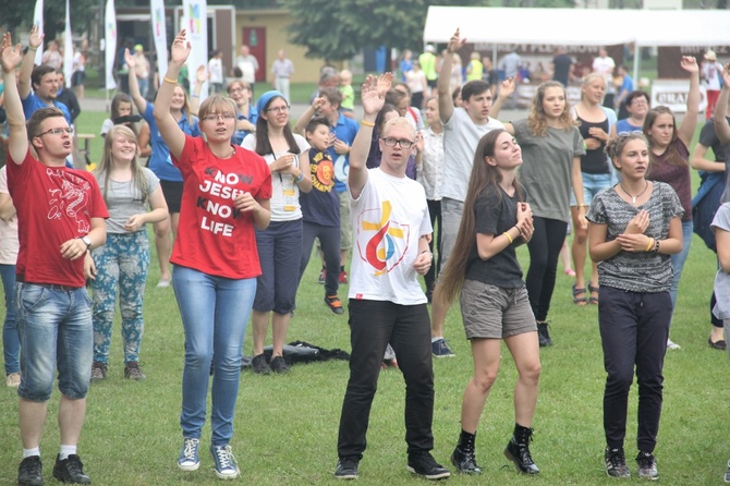 ŚDM w Mysłowicach - koncert, transmisja z Krakowa i adoracja