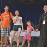 Młodzież z diecezji łowickiej wita papieża