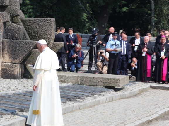 Wizyta papieża Franciszka w Birkenau