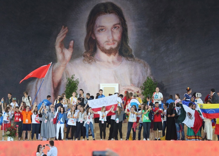 Z papieżem na Krzyżowej Drodze