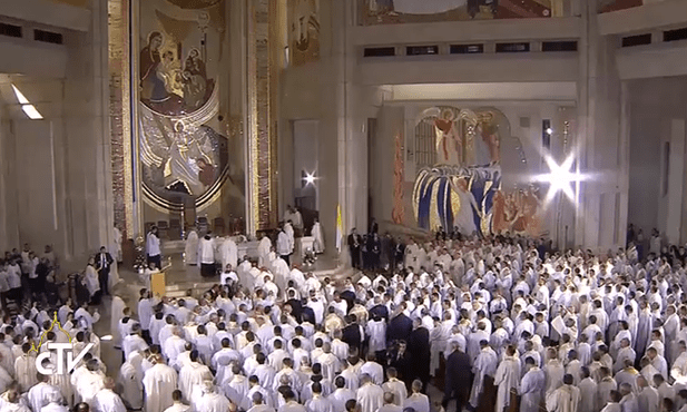 Franciszek w sanktuarium Jana Pawła