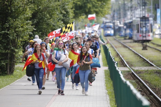 Cały Kraków idzie do Brzegów