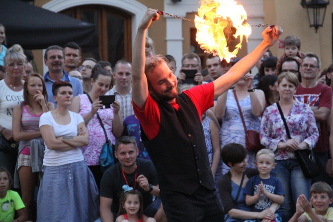 Carnaval Sztukmistrzów 2016