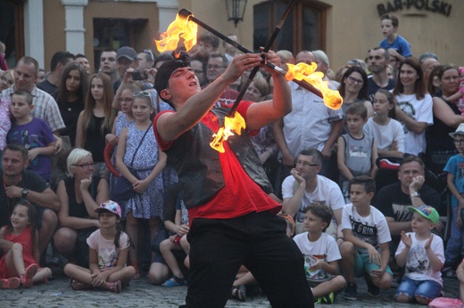 Carnaval Sztukmistrzów 2016