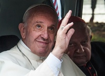 Papież wyruszył do Brzegów