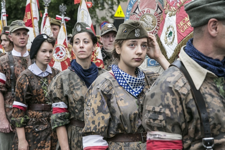 Uczcić poległych, spotkać się z żywymi