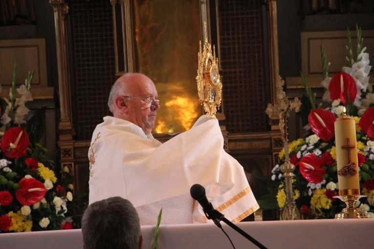 Wprowadzenie relikwii św. Faustyny