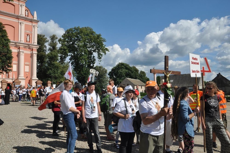 Wyjście pielgrzymki na Jasną Górę