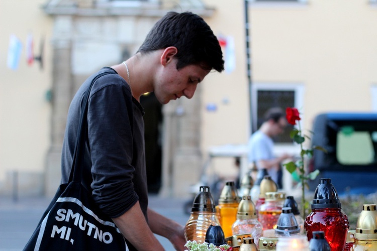 Krakowianie żegnają kard. Macharskiego