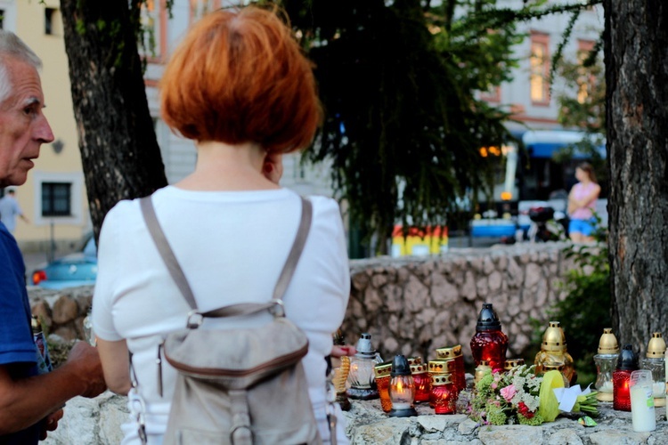 Krakowianie żegnają kard. Macharskiego